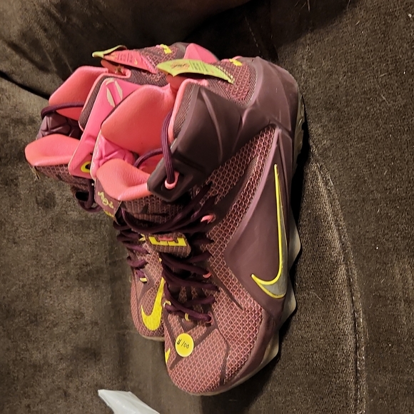 SOLD - Picture 3 of 4